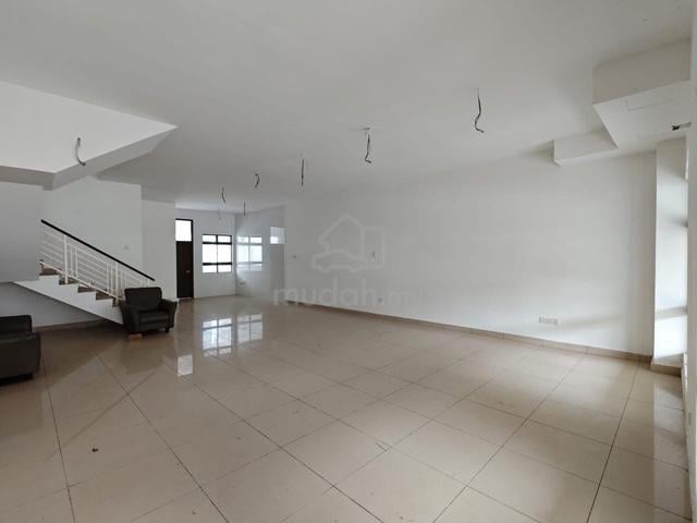 Iskandar Puteri, horizon residence 2 double storey house original unit 1