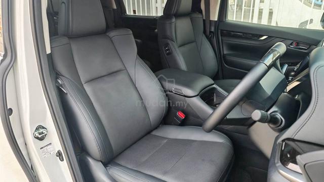 2023 Toyota Alphard 2.5 SC (9,700 KM) SR/DIM/BSM - 4