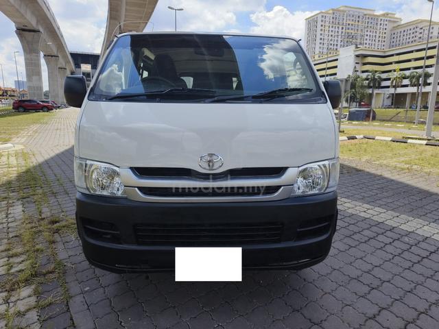 2008 Toyota Hiace 2.5 (M) Low Roof Window Van - 2