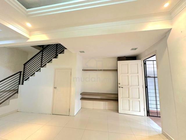RENOVATED Double Storey USJ 1 Taman Subang Permai Subang Jaya 4