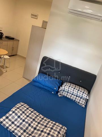 Studio f.furnish near MRT DamansaraDamai FREE WIFI600Mbps 1