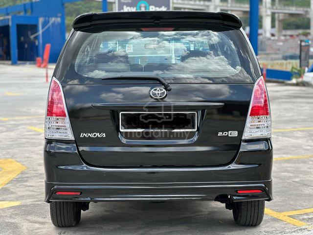 2010 Toyota INNOVA 2.0 E FACELIFT (A) - 4