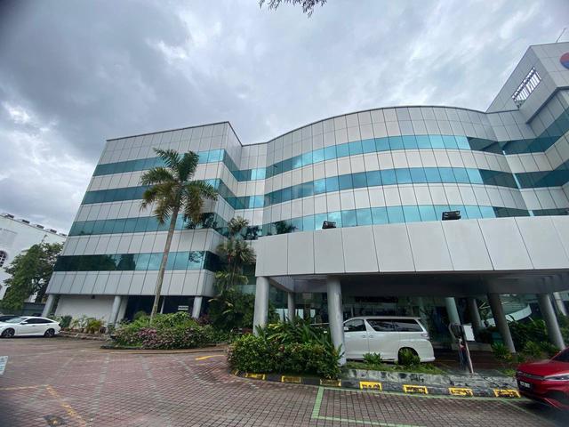 Fully Furnished Office at Hicom Glenmarie Industrial Park for Rental 1