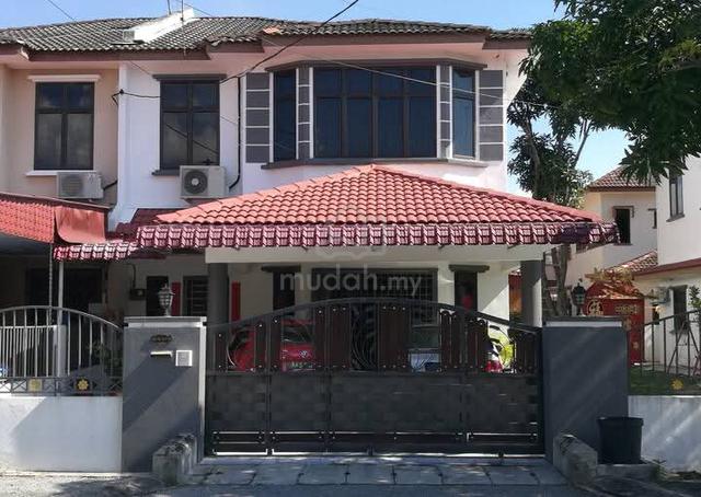 First floor room for rent (with private bathroom) 1