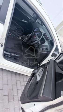 Honda CIVIC 1.8 I-VTEC (A) - 4
