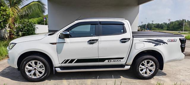 2023/2024 Isuzu D-MAX 1.9 PREMIUM 4x4 (A) - 4