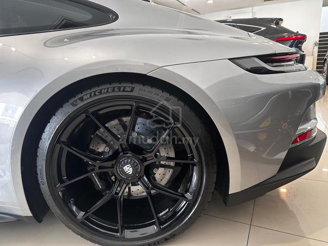 2022 Porsche 911 4.0 GT3 Touring 992 (A) - 3