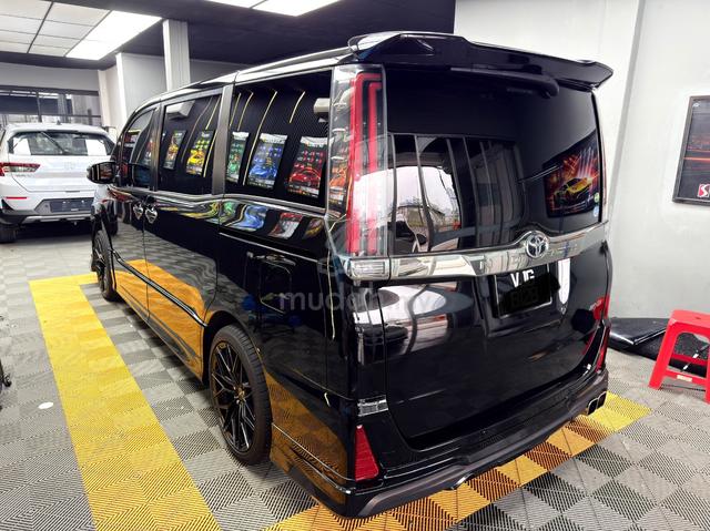 2018 Toyota NOAH 2.0 (A) - 4