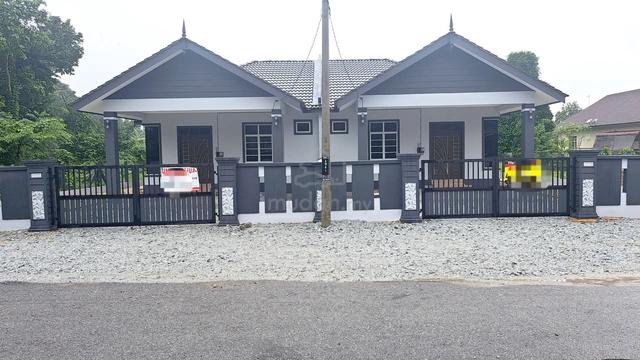 Rumah SEMI D CANTIK KG TOK HAKIM PADANG MIDIN KUALA TERENGGANU 2