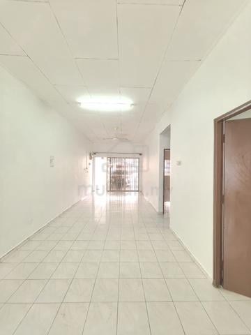 Tmn Sri Lalang Jln Melati Single Storey Terrace | Freehold 1