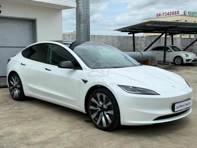 2025 Tesla Model 3 Long Range - 3