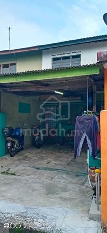 Taman Sri Kluang, Kluang/ unblocked view/ non bumi/ freehold/ low cost 1