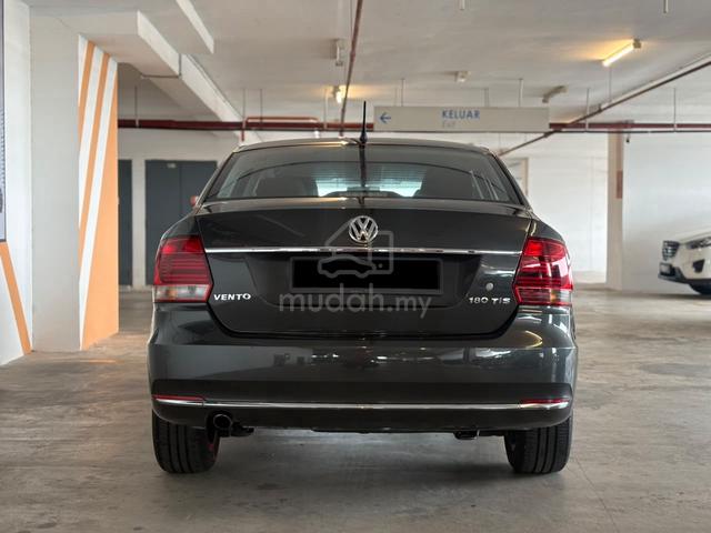 2017 Volkswagen VENTO 1.2 TSI HIGHLINE (A) - 3