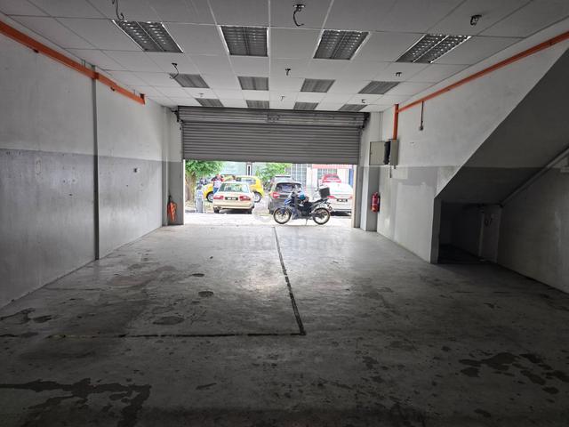 Puchong 1.5 Storey Terrace Factory 1