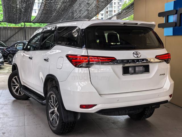 2017 Toyota Fortuner 2.7 (A) SRZ 4X4 2TR-FE Petrol - 3