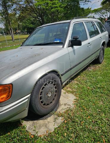 1995 Mercedes Benz 230TE 2.3 (A) - 3