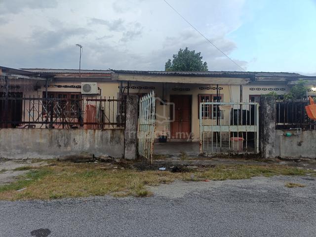Rumah ampangan 1