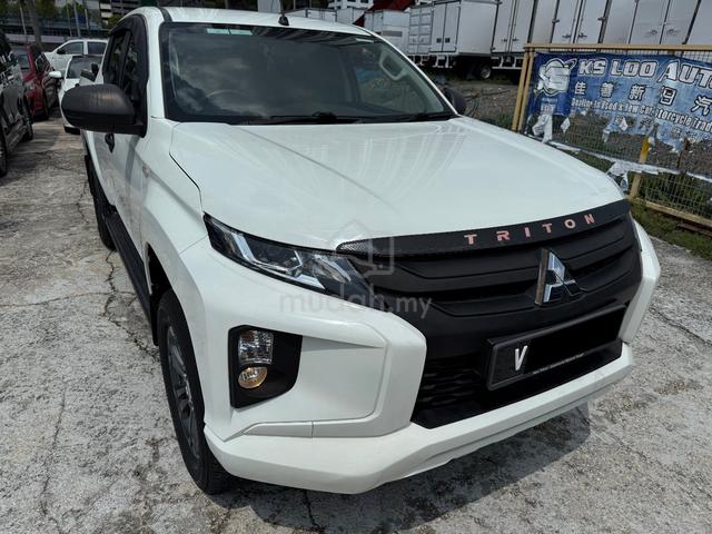 Mitsubishi TRITON 2.4 (A) FULL LOAN UNDER WARRANTY - 1