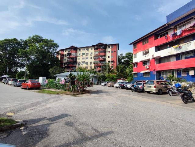 Bilik Lelaki Flat Dahlia Selayang Batu Caves Gombak 1