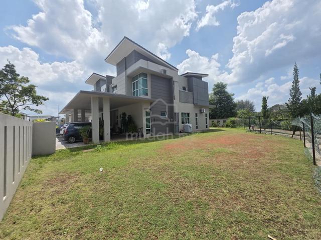 [CORNER LOT, LAKEVIEW] Semi-D 2storey Kotasas, Kuantan 1