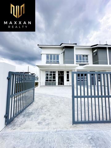 Gelang patah Double Storey Terrace House New launch project 1