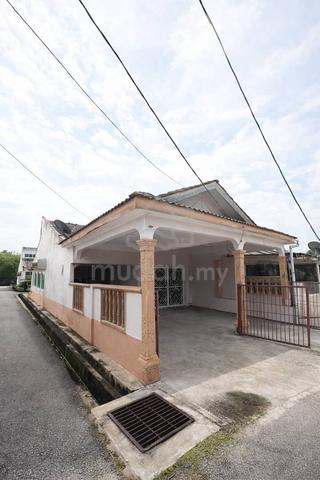 TURUN HARGA ! End Lot Taman Sangsura Mak Chili, Hot Location 1