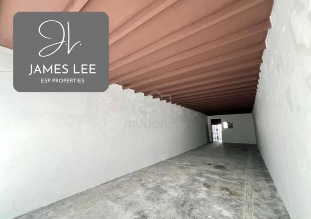 2 Storey Shophouse 3700sf Lebuh Pantai Newly Refurbish Tourist Area 1