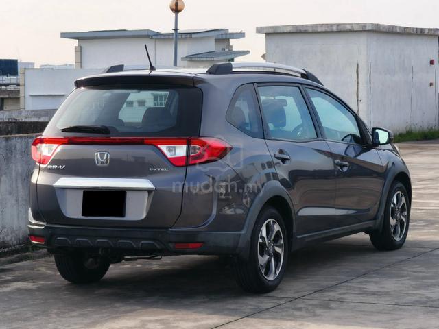 2017 HONDA BR-V 1.5 E (A) Boleh Full Loan - 4