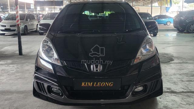 2014 Honda JAZZ 1.5 FACELIFT (A) TIP TOP CONDITION - 3