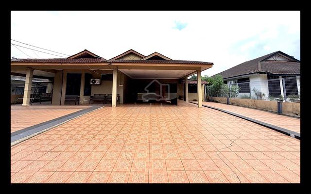 LOW DEPOSIT🔥NEGO FACING OPEN BUNGALOW 1Storey Rinching Fasa1 Semenyih 1