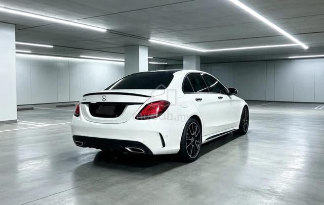 2019 Mercedes Benz 2.0 C300 AMG LINE (DIRECT-OWNER - 4