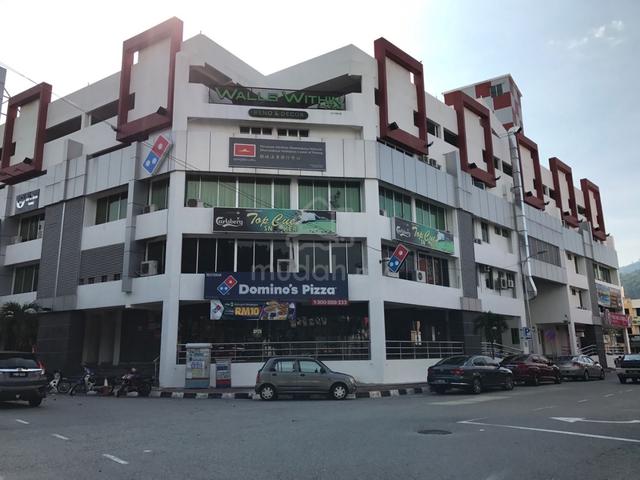 Kenari Avenue sungai ara 1300sf 4th floor 2 car parks 1