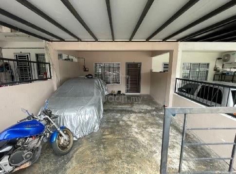 Rumah Dua Tingkat, Taman Scientex, Pasir Gudang 1