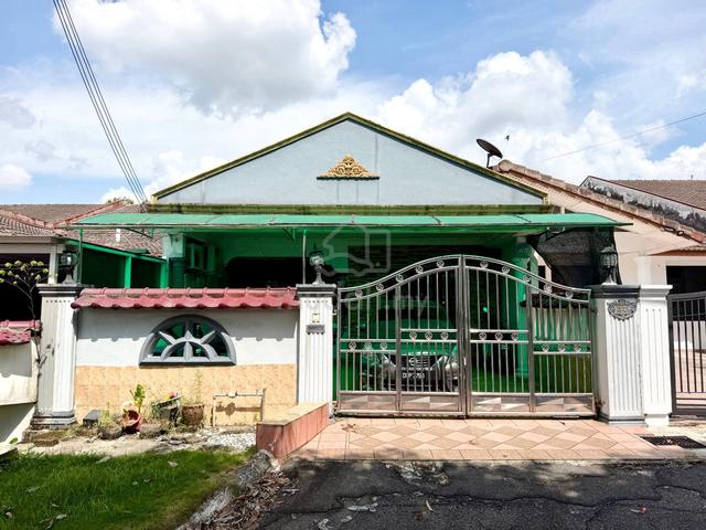Jalan Tembusu Taman Rinting Masai | Fully Renovated | 4 Bedrooms Luas 1