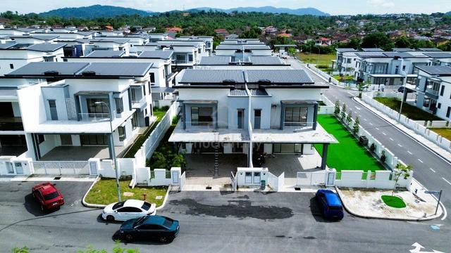 Double Storey SEMI DETACHED, Kemayan Heights, Seremban 2 1