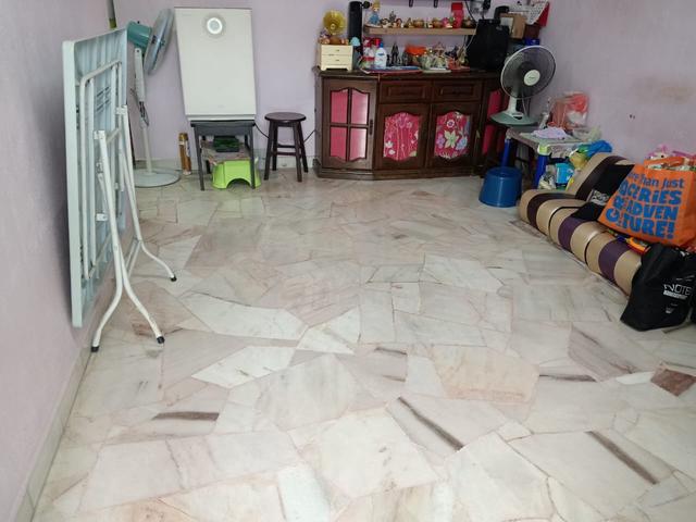 Taman Sri Indah Flat 1