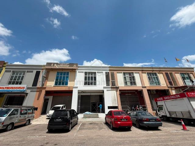 Mount Austin Ground Floor Shoplot For Rent 1