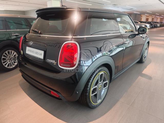 SIME MOTOR 2022 Mini COOPER SE (A) - 4