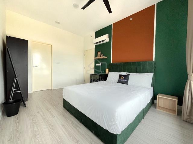 maleroom masterbed meta residence seri kembangan 1