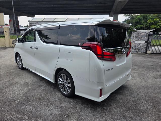 2021 Toyota Alphard 2.5S Type Gold Sunroof DIM BSM - 3