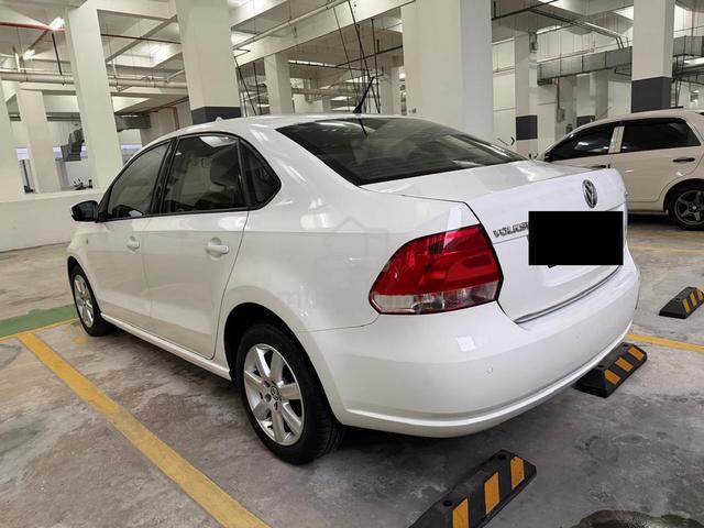 2015 Volkswagen POLO 1.6 FACELIFT (A) - 5