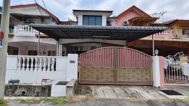 Panorama Lapangan Perdana Double Storey House Botani Sppk 1