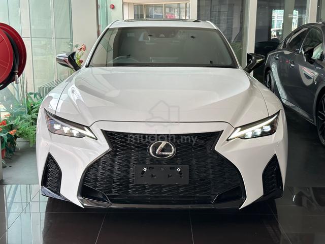 2023 Lexus IS300 2.0 F-SPORT MODE BLACK III 23K KM - 3
