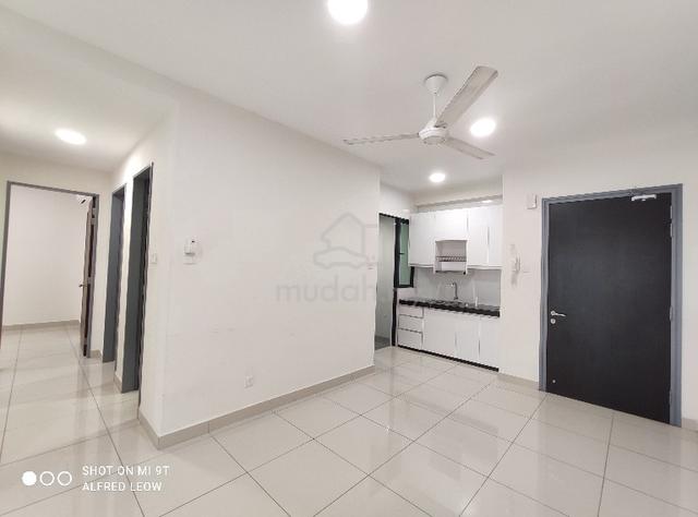 KL Traders Square Residences 1