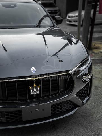 DIESEL P/ROOF STAND OUT 2020 Maserati Levante 3.0 - 5