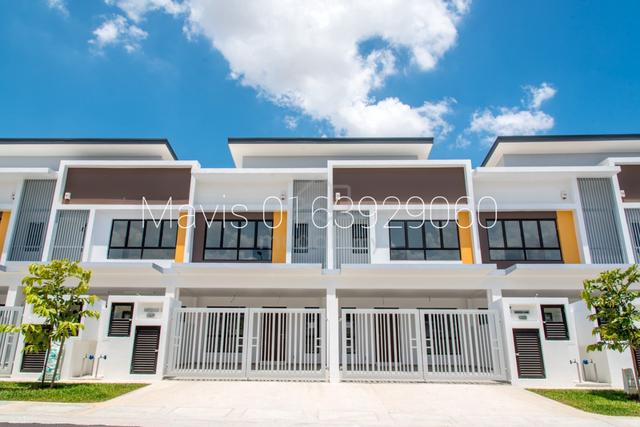 Setia Permai 1 2 storey house below market Taipan Indah 1