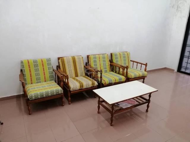 Bukit Beruang Single Storey For Rent 1