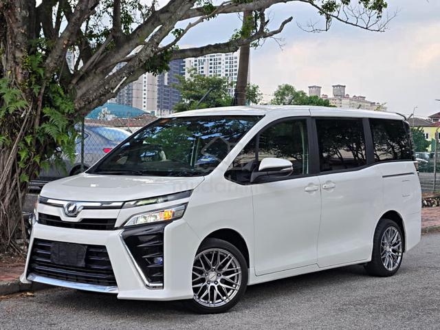 /22✨Toyota VOXY 2.0 X 8SEAT MPV noah push start - 1