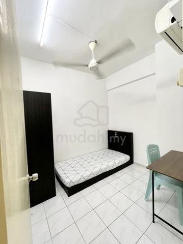 Single Private Room in Vista Komanwel A, Bukit Jalil 1