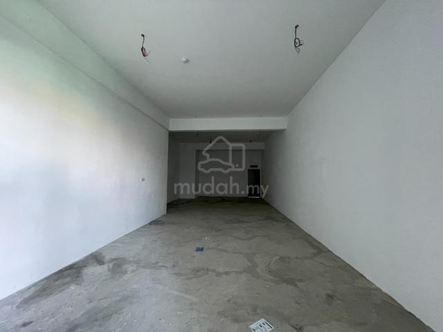 Wisma Langat Shoplot / 1105 sf / With Lift / Towering / Penampang / KK 1
